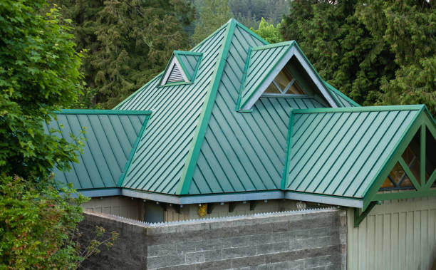 Best Roof Leak Repair  in Commack, NY